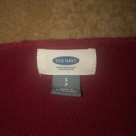 Old navy sweater  - Picture 3 of 3